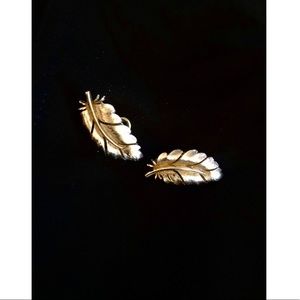Vintage Pewter/Silver Coated Leaf Clip-On Earrings